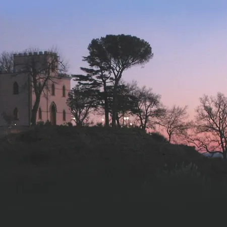 Il Castelluccio Di Villa *